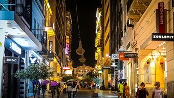 (偶像超音速国服无法充值)偶像超音速国际服停运，现象背后的多元分析