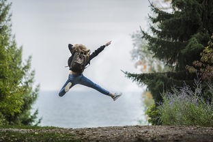 (猎人手游微信区开服时间)微信小游戏猎人启程，探索未知世界的冒险之旅